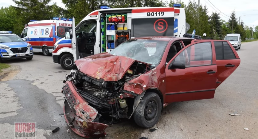 Wypadek. Cztery osoby w szpitalach