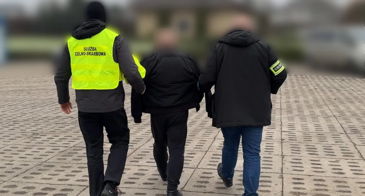 Nielegalna produkcja papierosów. KAS i CBŚP rozbiły grupę przestępczą