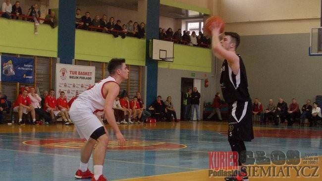 Tur Basket – walka o utrzymanie w lidze