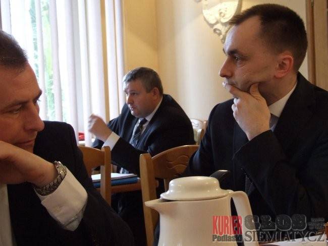 NFZ przeniesie się do przychodni?