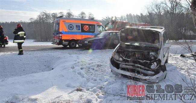Karambol 5 aut, jedna osoba w szpitalu
