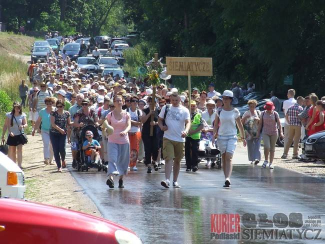 Ostrożany w rocznicę koronacji