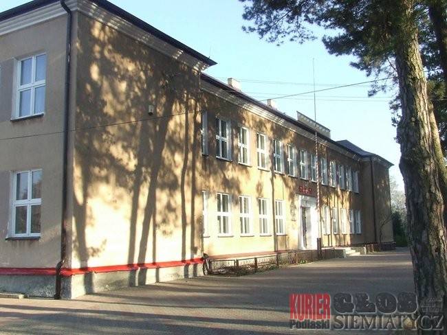 Nurzec Stacja - Szkoła na cenzurowanym