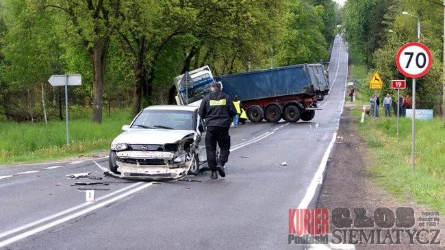 Wypadek - zablokowana krajowa 19