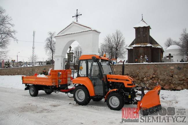 Siemiatycze - Po co ciągnik i pługi dla ZMK?