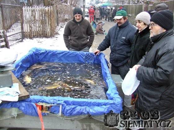 Fotogaleria. Targ przedświąteczny w Siemiatyczach, 22 grudnia 2011