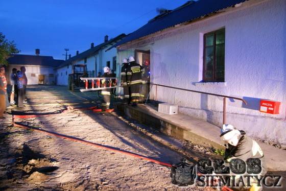 Pożar sklepu w Miłkowicach Maćkach