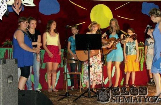 Z gitarą w świat