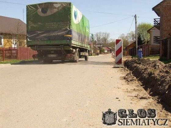 Miał być chodnik – będą krawężniki - Gmina Grodzisk