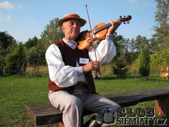 Z tamtej strony Buga... - Muzykant Zdzisław Radzikowski - (Video)