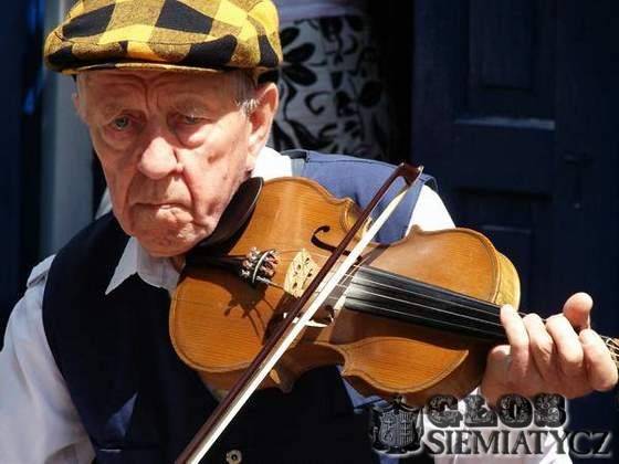 Skrzypce za pasanie koni - Jerzy Jarocki