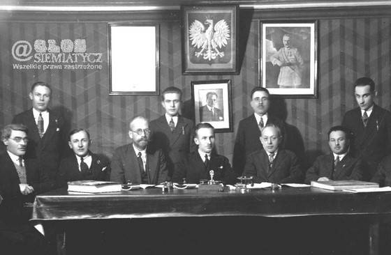 1932. Zarząd i personel magistratu miasta Siemiatycze.