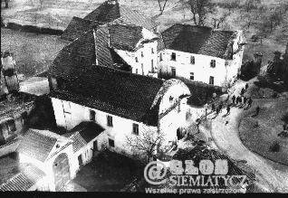 1915. Widok na budynki byłego klasztoru OO