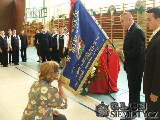 Nadanie imienia i sztandaru Zespołowi Szkół w Mielniku - (Video)