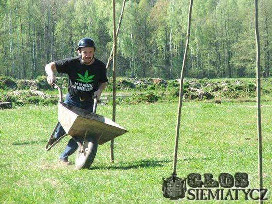 Rzut beretem do Kosianki