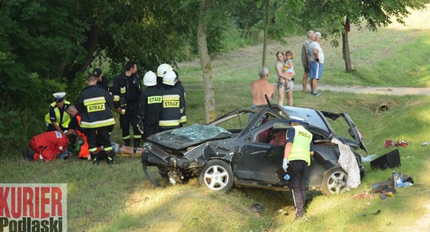 Wypadek w Drohiczynie - trzy osoby w szpitalu 