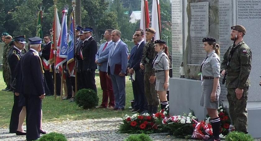 O obchodach Święta Wojska Polskiego