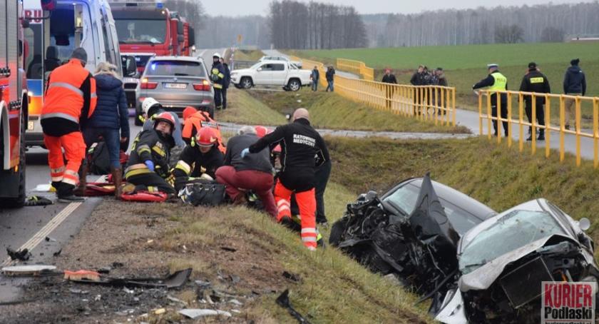  Wypadek na drodze Siemiatycze - Ciechanowiec. Troje dzieci w szpitalach