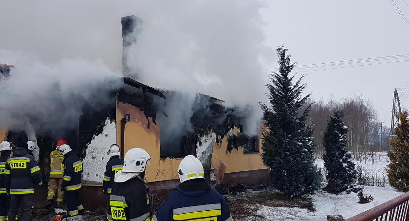 Pożar w gminie Huszlew  - trzy osoby nie żyją 