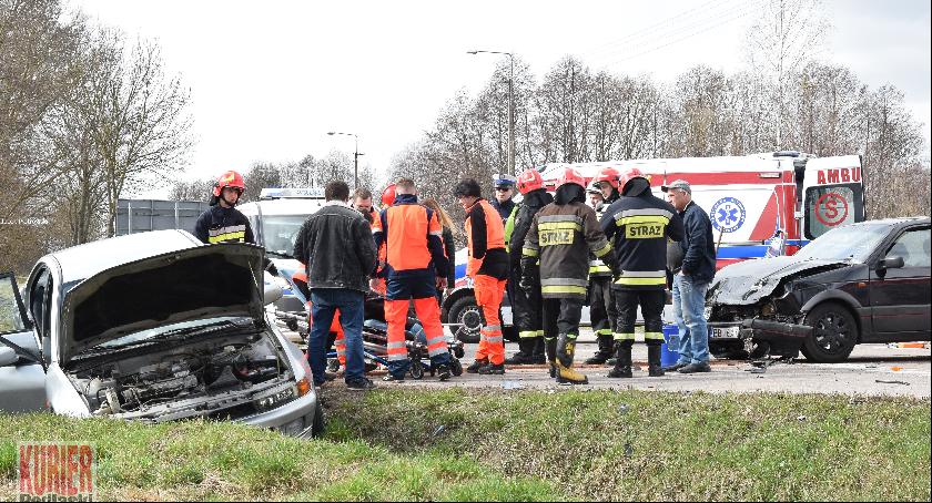 Wypadek na skrzyżowaniu