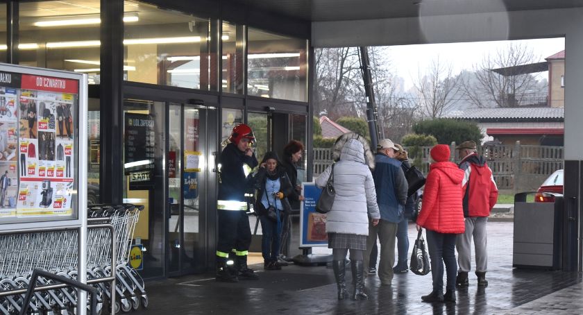 Ewakuacja w sklepie Lidl