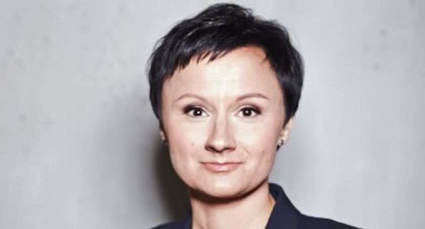 dr Anna Masłoń-Oracz: Smart city – Smart MŚP- Smart Afryka