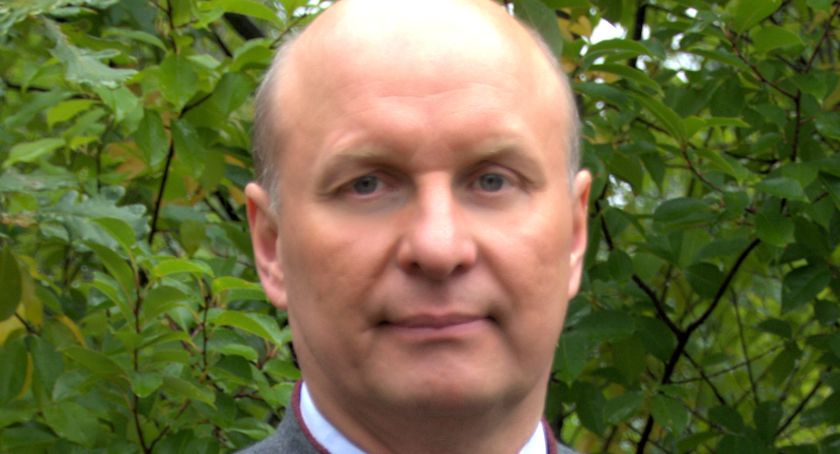 Doktor Żyła: Pięćset plus czy minus?[artykuł dla MWS]