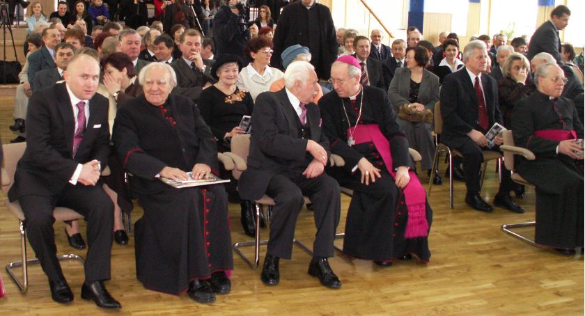 W uznaniu zasług dla Ryszarda i Karoliny Kaczorowskich