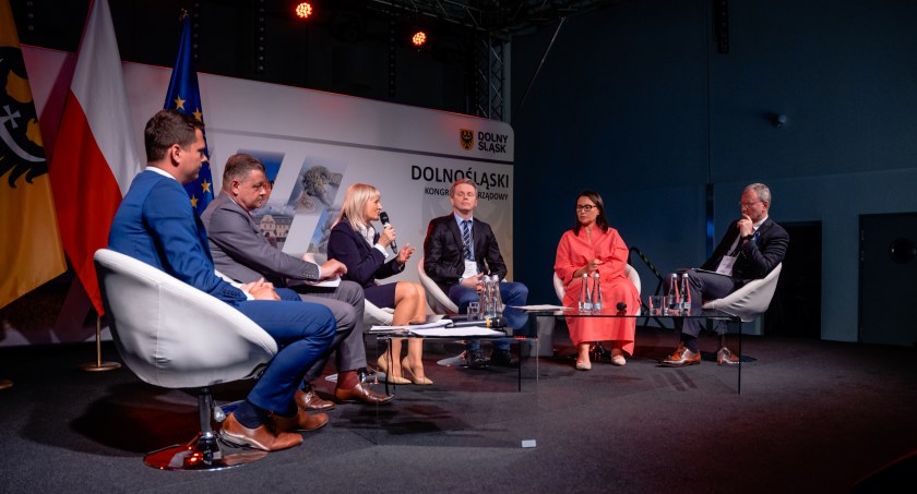 Na Dolnym Śląsku debatowali o przyszłości i roli samorządów