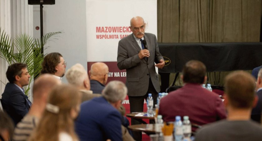 Konrad Rytel: Wspieranie tych, co pomagają uchodźcom, jest poza dyskusją