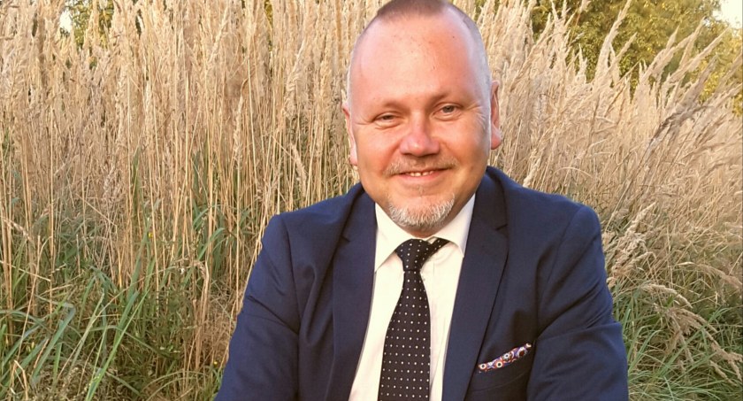 R.Gajda: Dlaczego nie wierzę Małej Emi?