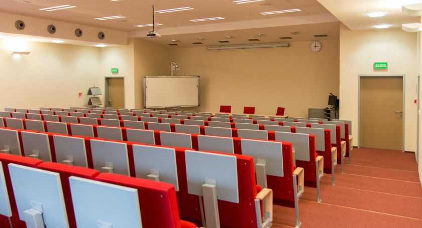 45 nowych akademii, agencji, instytutów czy funduszy od 2015 r.?