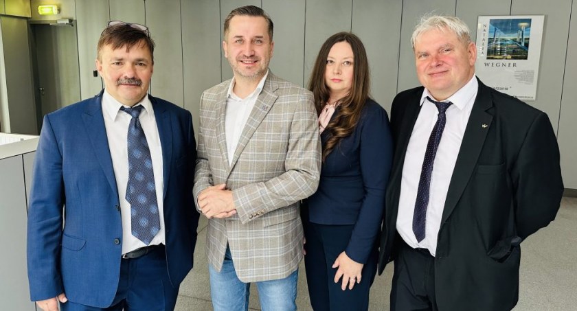 Powstał klub Bezpartyjnych Samorządowców w sejmiku woj. świętokrzyskiego [materiał wideo]