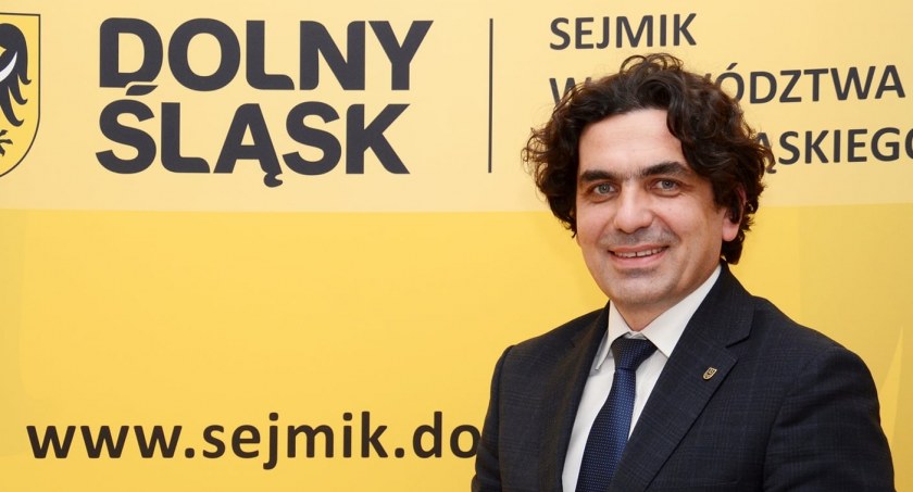 K. Maj: W samorządzie współpracuje się z każdym [wywiad]