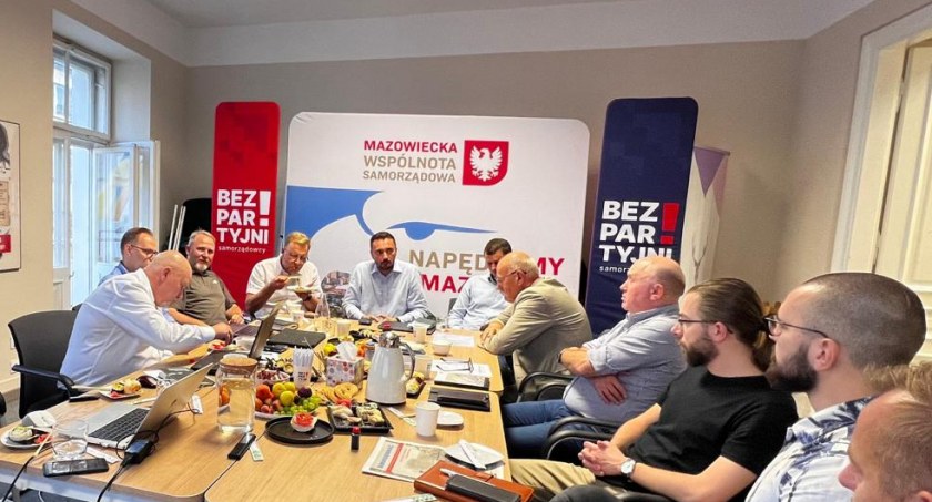 Sztab na Mazowszu finalizuje listy kandydatów do sejmu i senatu