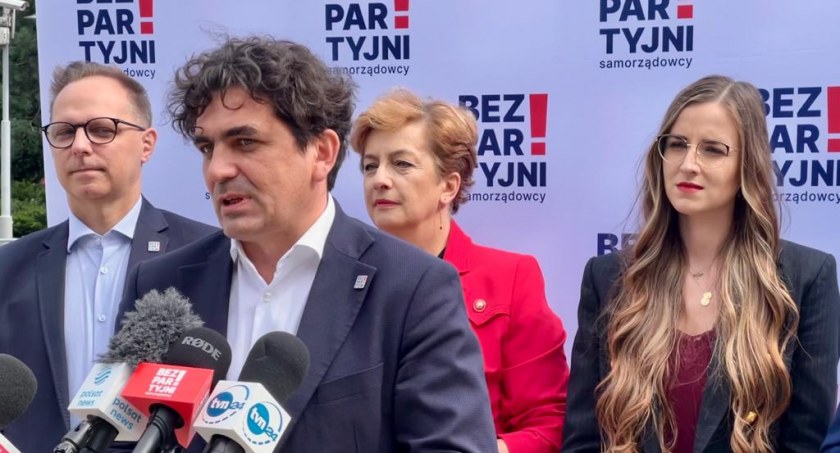 Materiał wideo z konferencji prasowej BS - Stop partiom