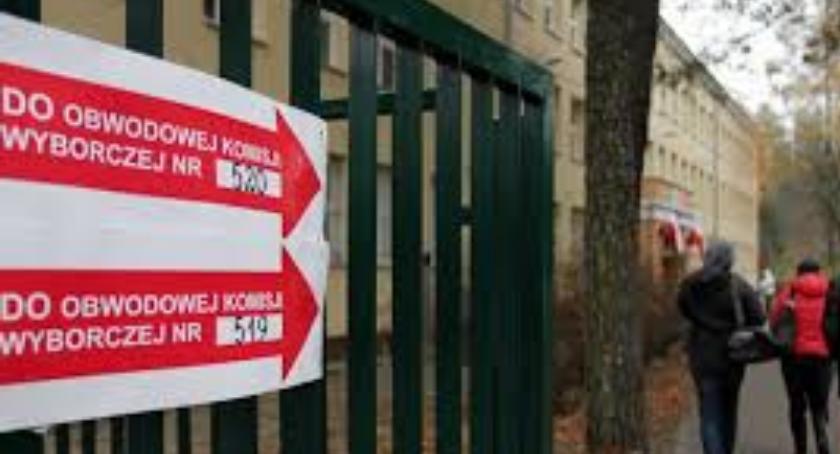 Ilu ludzi dziś głosuje? Rekordowa frekwencja wyborców w Warszawie! 