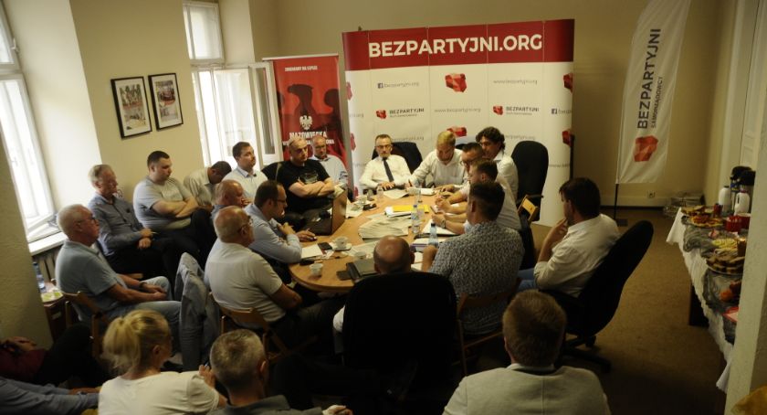 Bezpartyjni Samorządowcy startują samodzielnie jako KWW