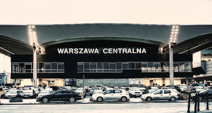 Poranek na Centralnym z...Panią Premier