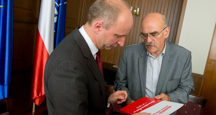 Referendum to akt szacunku dla obywatela - wywiad z Konradem Rytlem