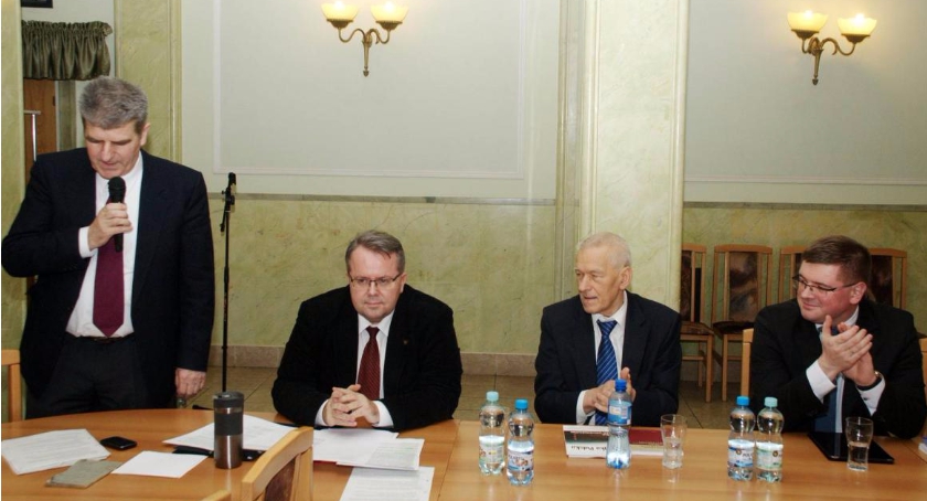 Inauguracja otwartych debat „Polityki Polskiej” w Domu Polonii