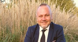 R.Gajda: Kierunek: Wschód!