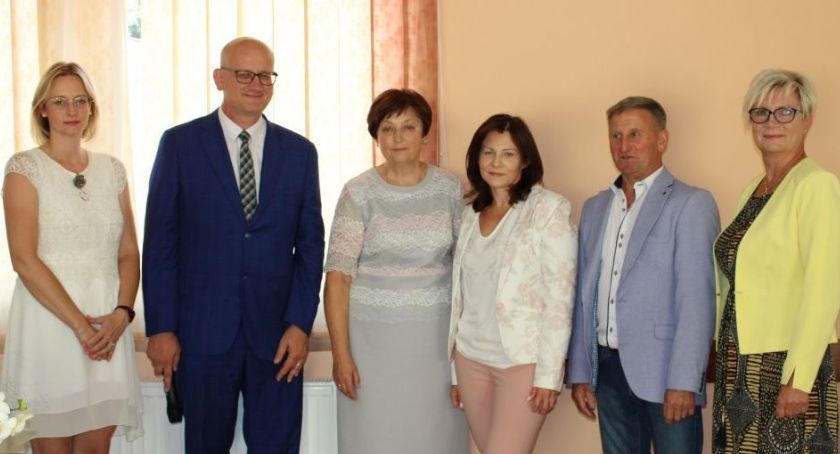 Coś się kończy a coś zaczyna