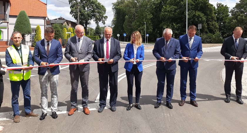 Uroczyste otwarcie drogi w Lipce