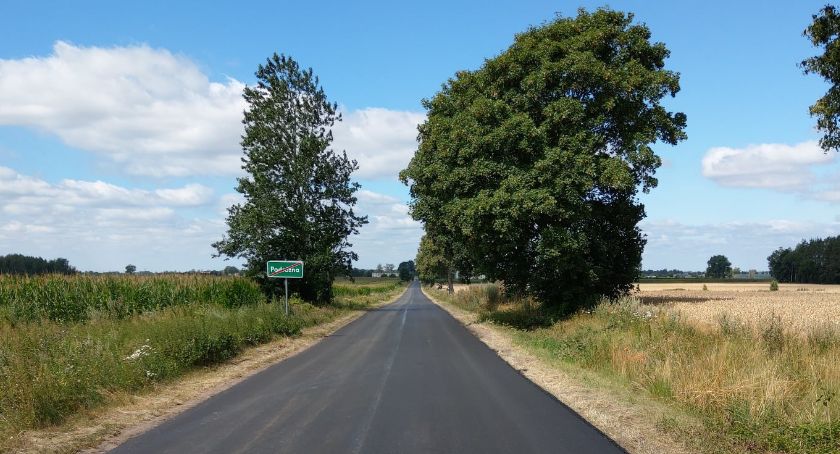 Odcinek drogi powiatowej po przebudowie