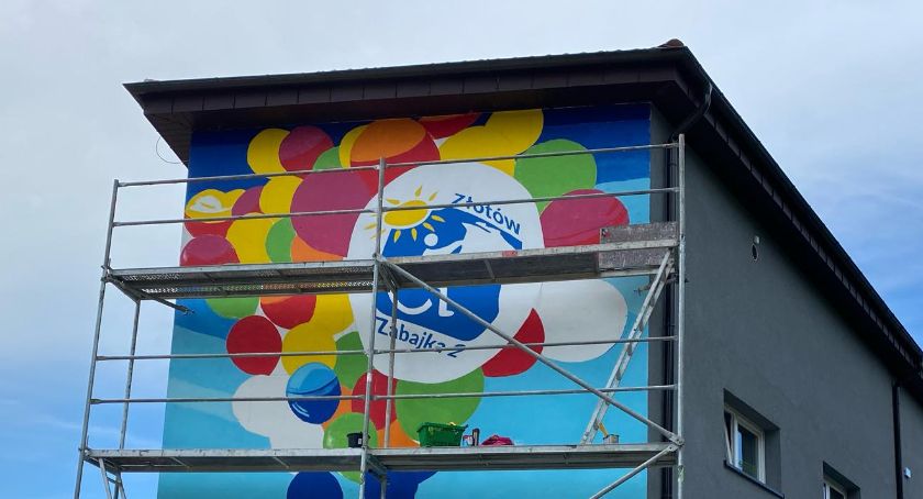 Moda na murale w Złotowie