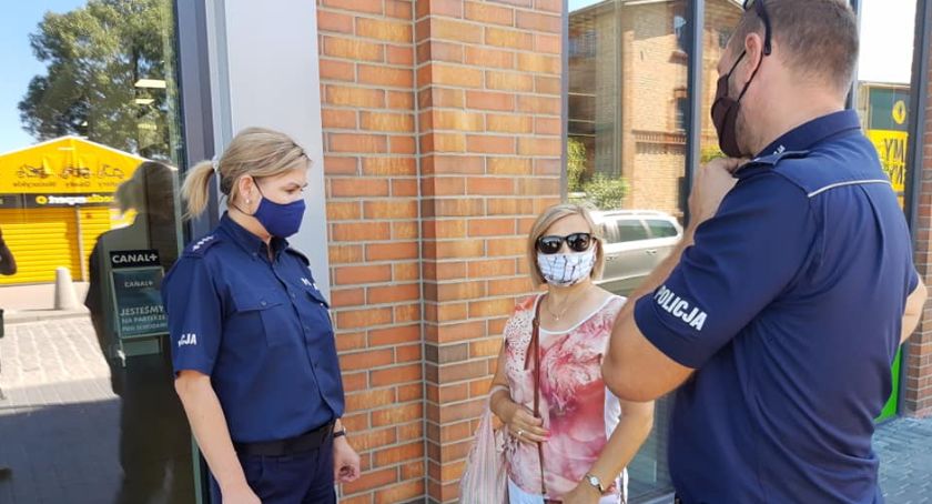 Wzmożone kontrole policjantów i pracowników Powiatowej Stacji Sanitarno-Epidemiologicznej
