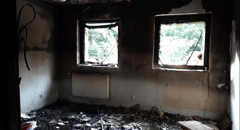Pożar pustostanu w Lotyniu
