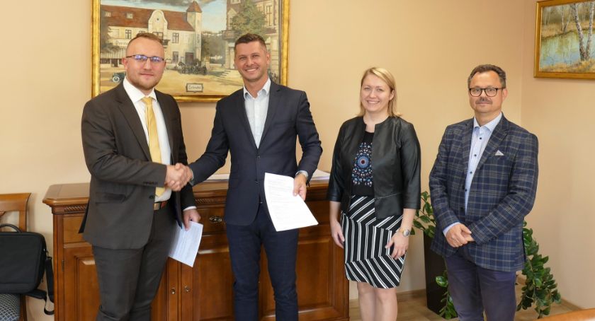 Podpisanie umowy na kwote blisko 3,4 mln zł 