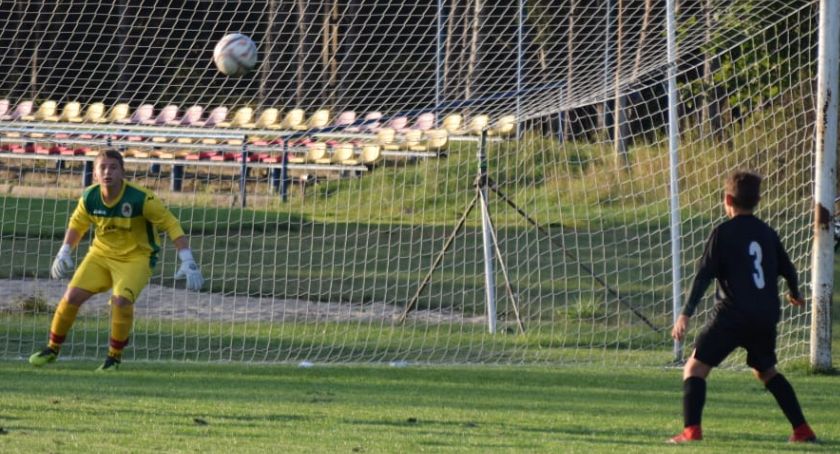 Trampkarze młodsi FA Fair Play Złotów kontra AP Start Jastrowie